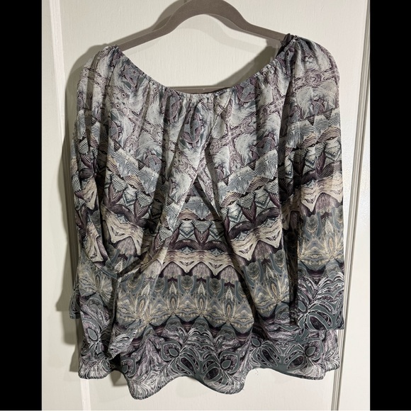 ONE WORLD Multicolor Patterned Top - Picture 2 of 3
